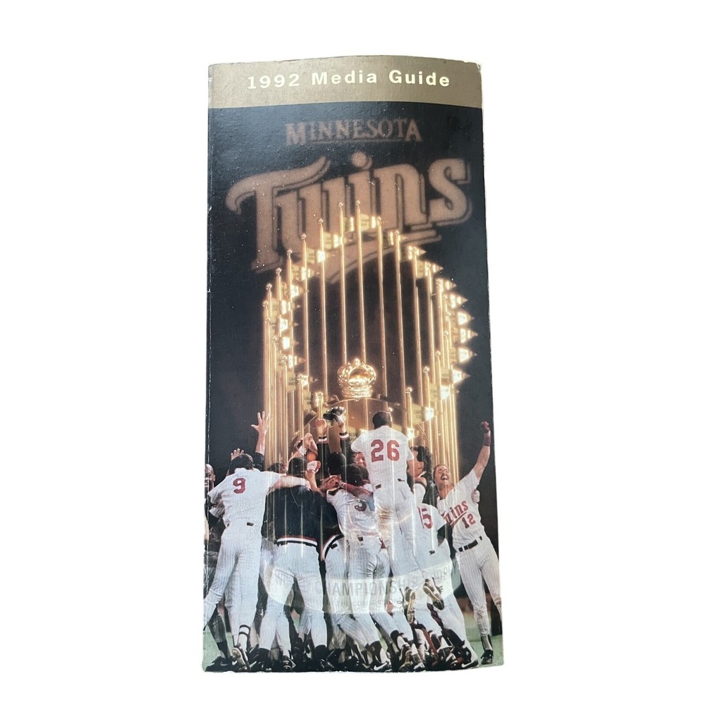 1992‎ Minnesota Twins MLB Baseball Media Guide World Series Champions Vintage